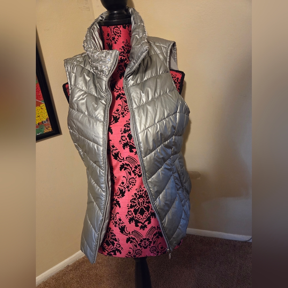 International Concepts INC Women's Quilted Silver Puffer Vest Large NWT